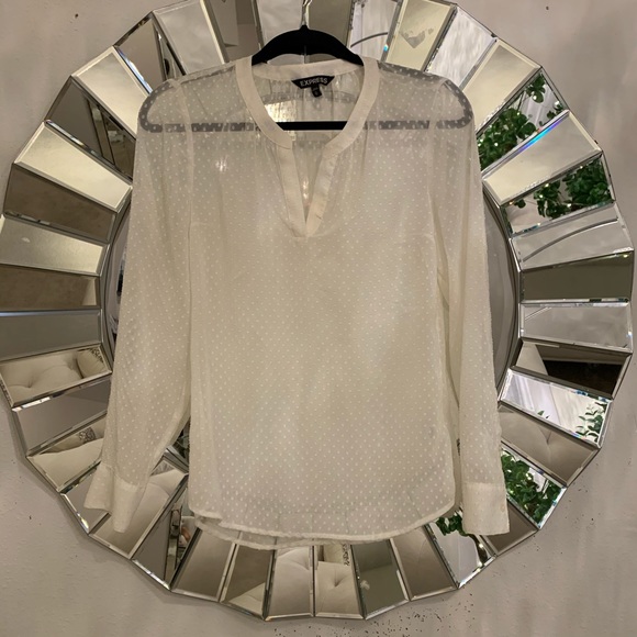 Express Sheer Top - Picture 4 of 5